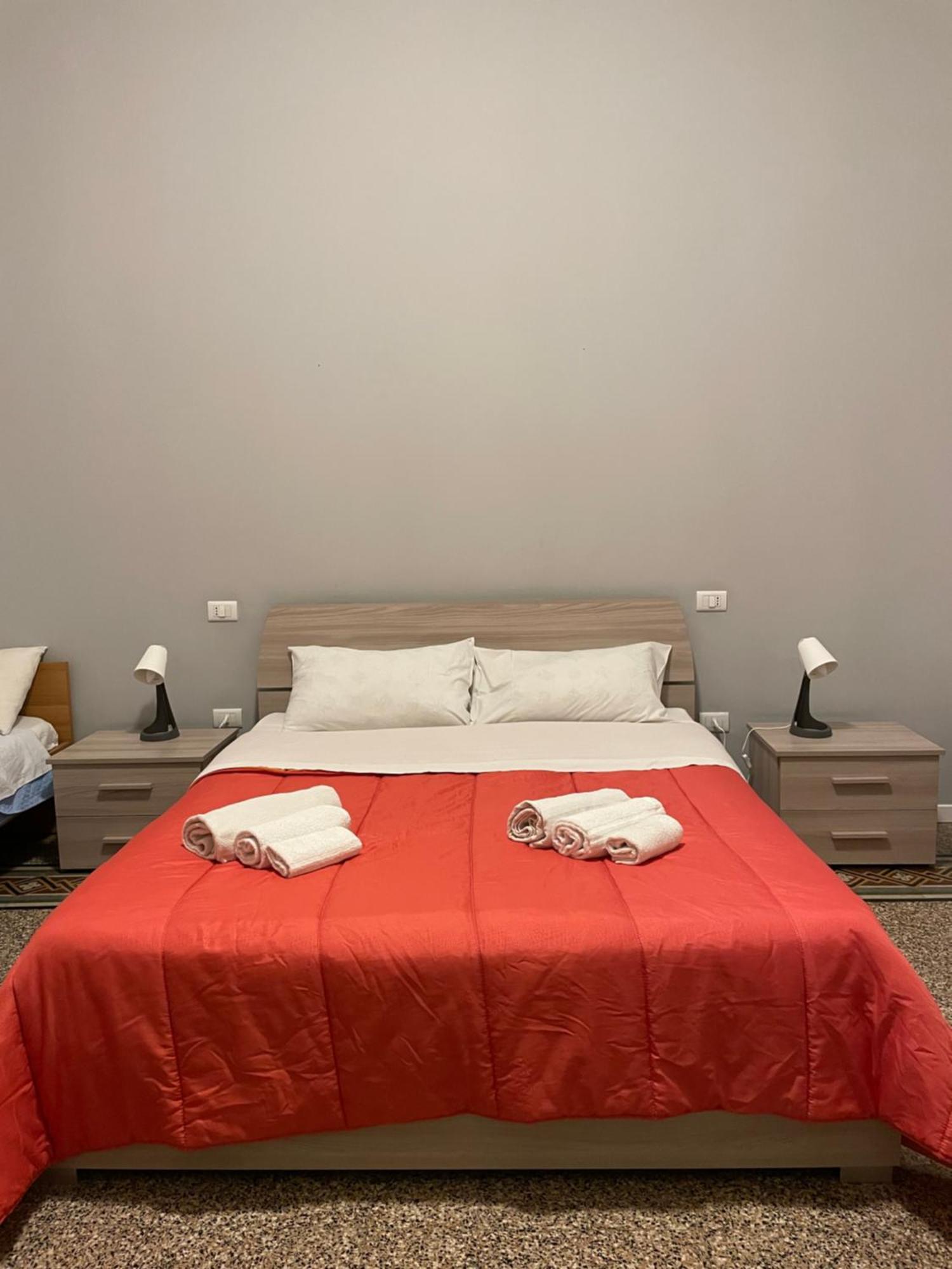 100 Passi Al Massimo Hotel Palermo Luaran gambar